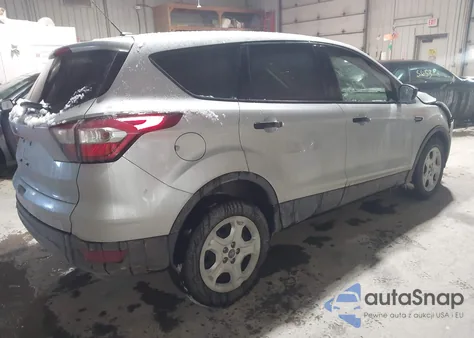 2018 Ford Escape S z USA, uszkodzony, nr VIN 1FMCU0F74JUB55520